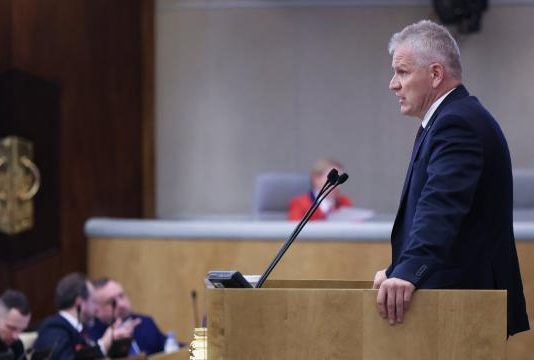 В ГОСДУМЕ ЗАЯВИЛИ О НЕВОЗМОЖНОСТИ ПОБЕДИТЬ УБЫЛЬ НАСЕЛЕНИЯ С ТЕКУЩИМ БЮДЖЕТОМ НА МЕДИЦИНУ